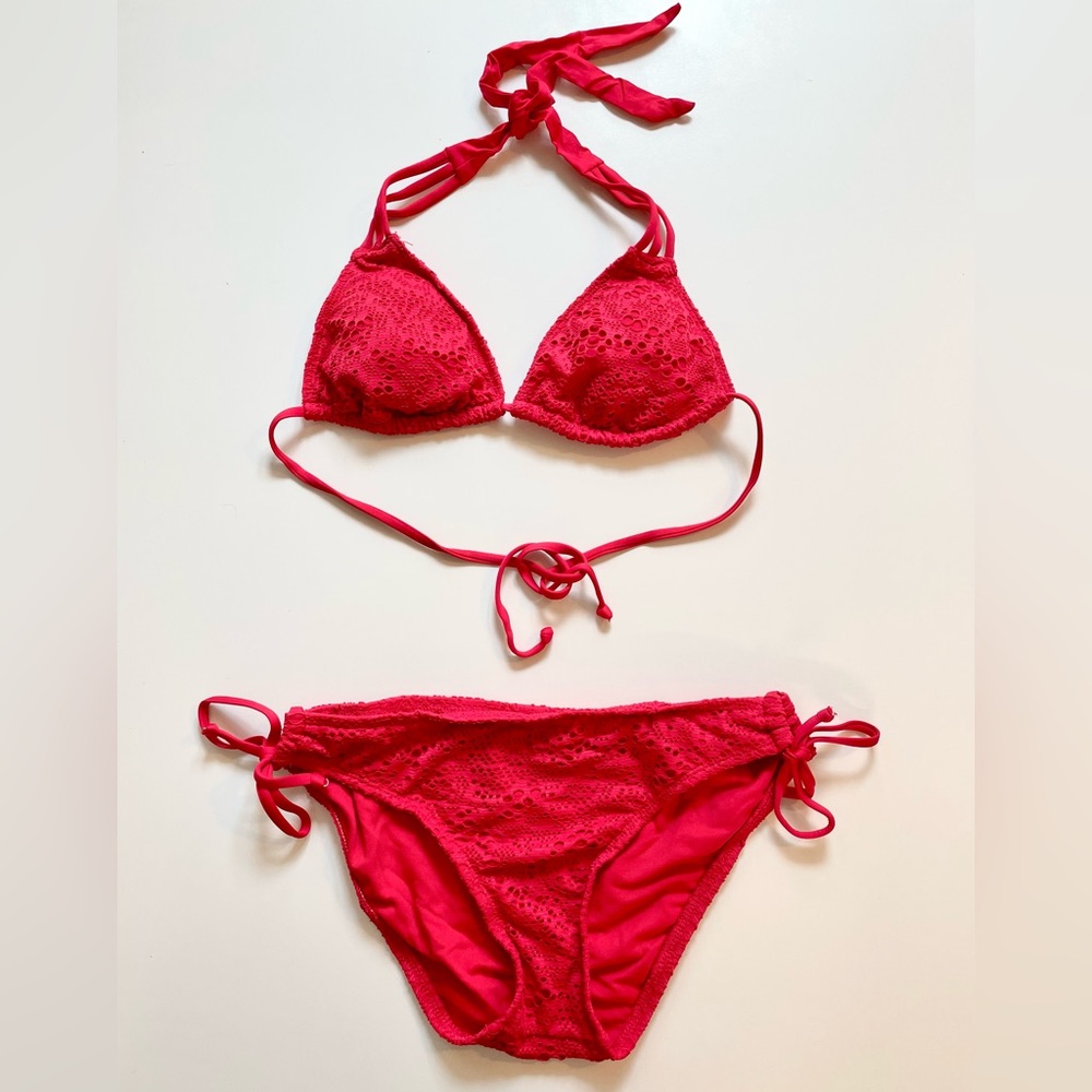 Mossimo women’s red lace string bikini